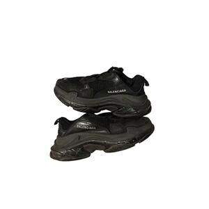 Balenciaga Triple S Black (7.5M/9W)
